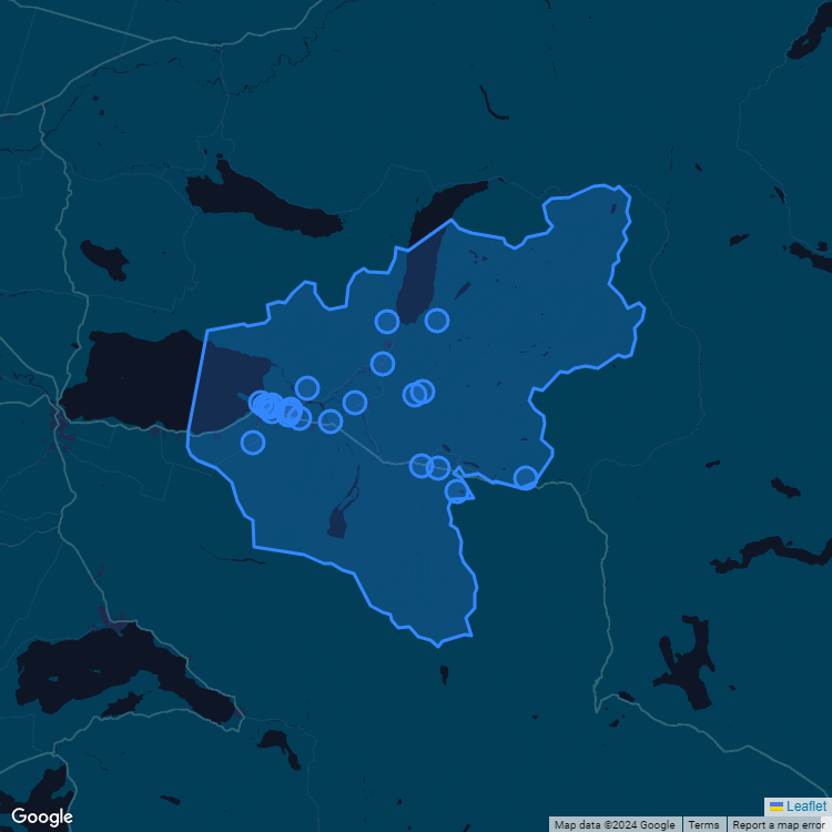Mapa de la comuna de Pucon mostrando los establecimientos educacionales participantes en el Sistema de Admisión Escolar (SAE)